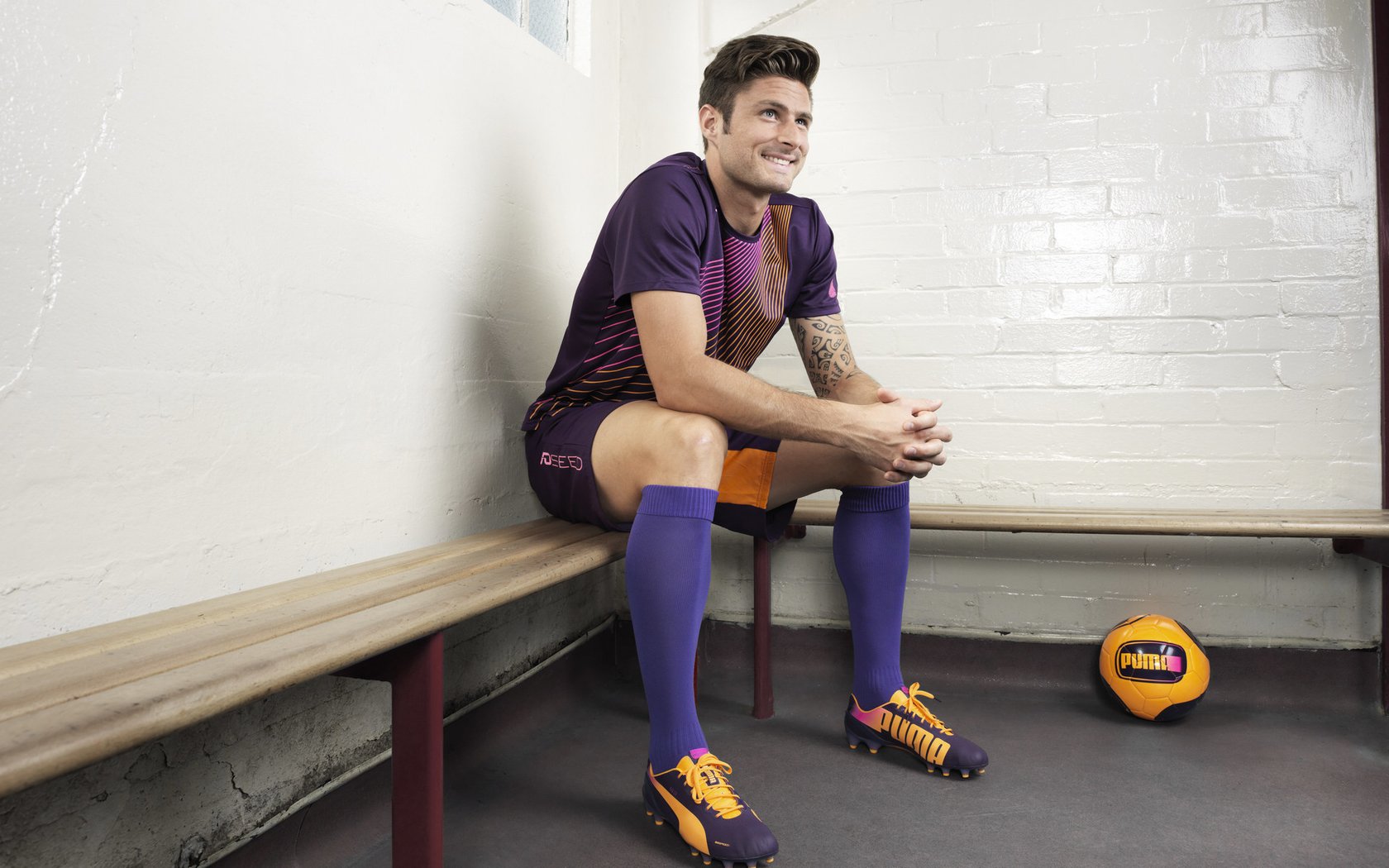 中国足球控球推进距离统计,最实用的足球控球技术视频