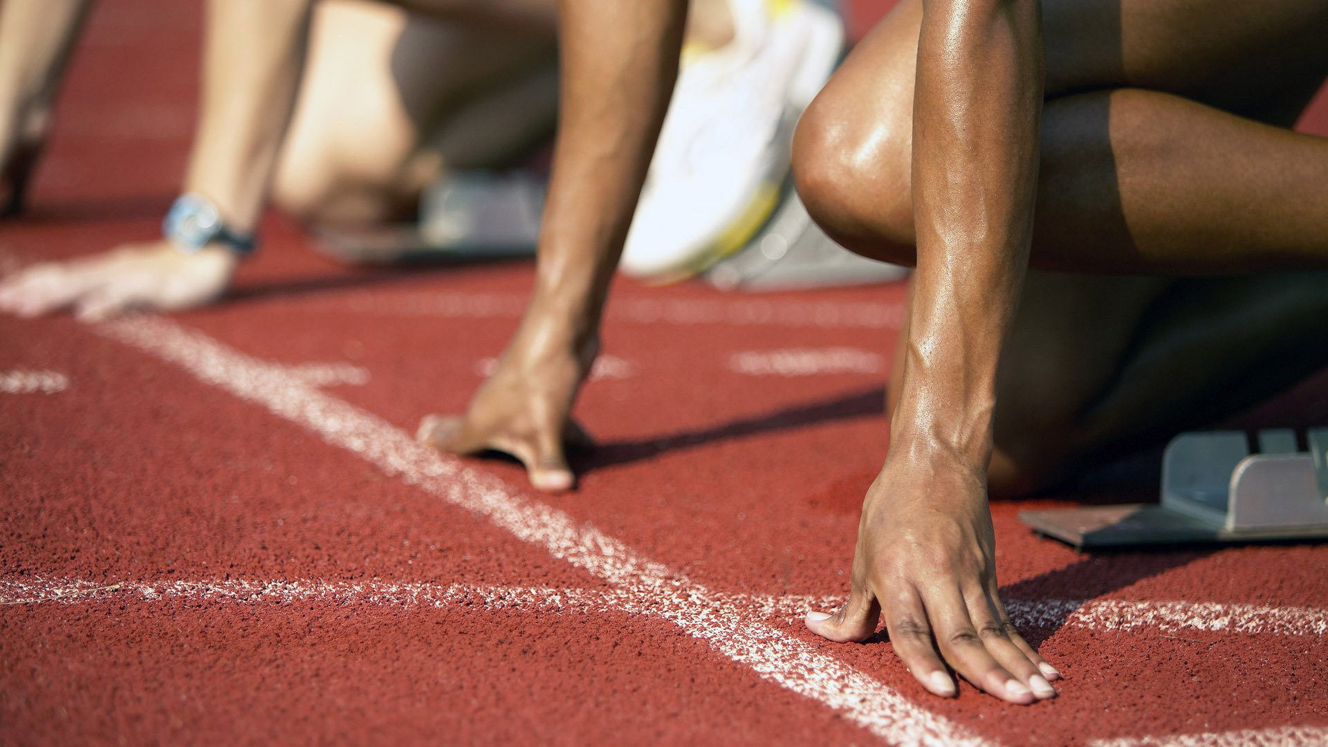 战队赛前闭门训练全力冲刺关键比赛,闭门比赛是什么意思